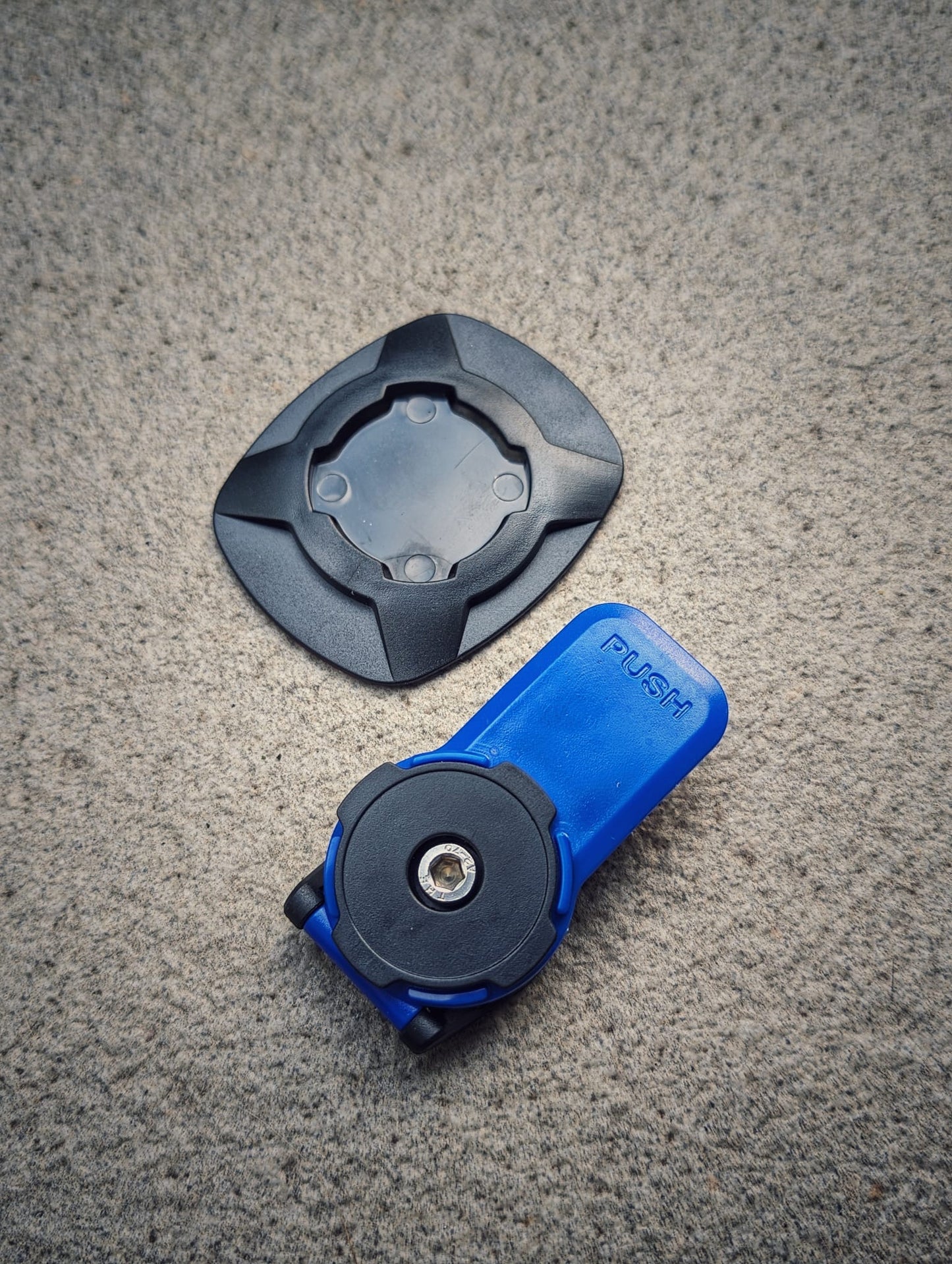 Quad Lock Insert Adapter for Garmin / Wahoo / Bryton / XOSS Mounts