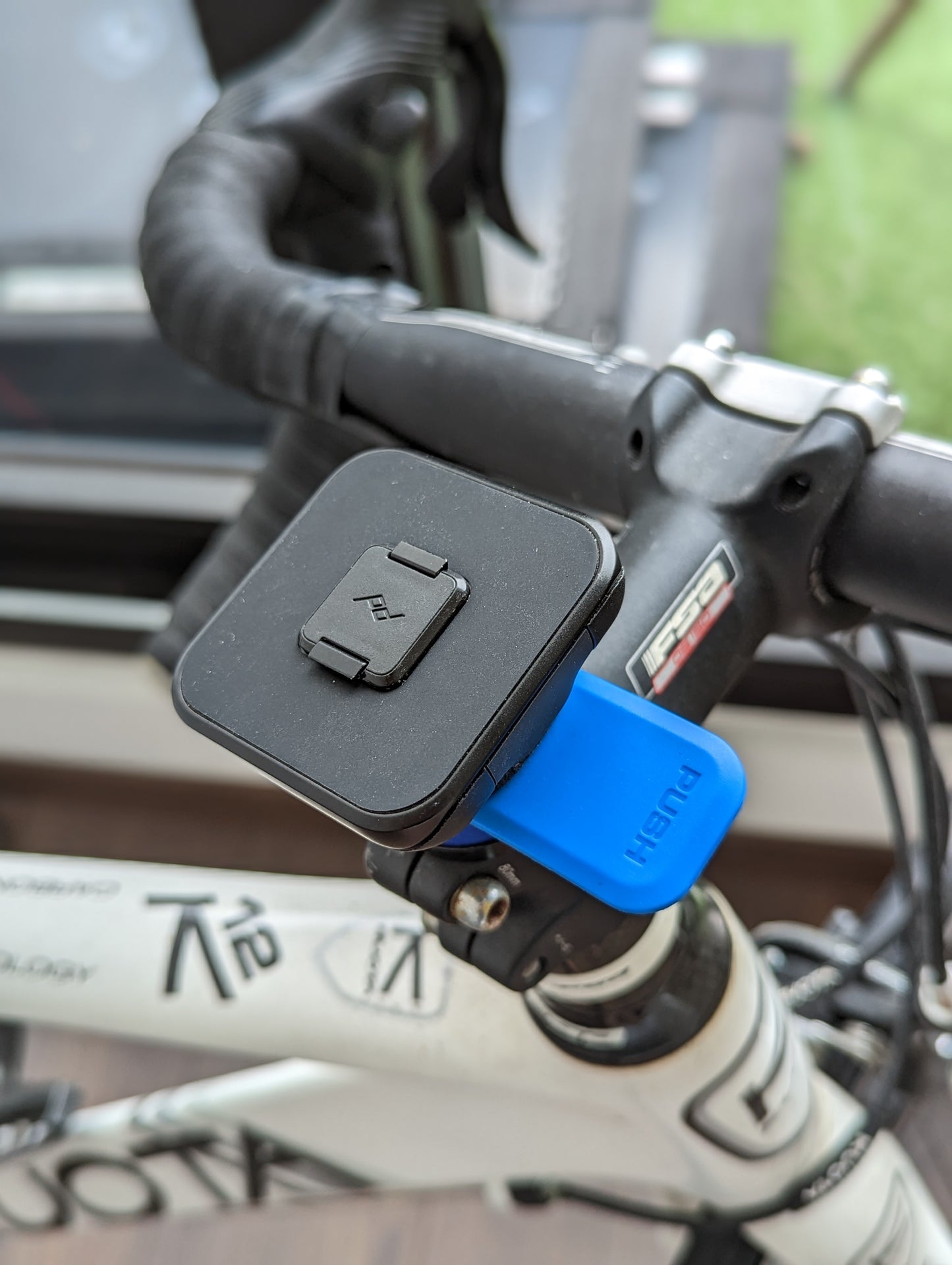 Peak Design to Quadlock Adapter