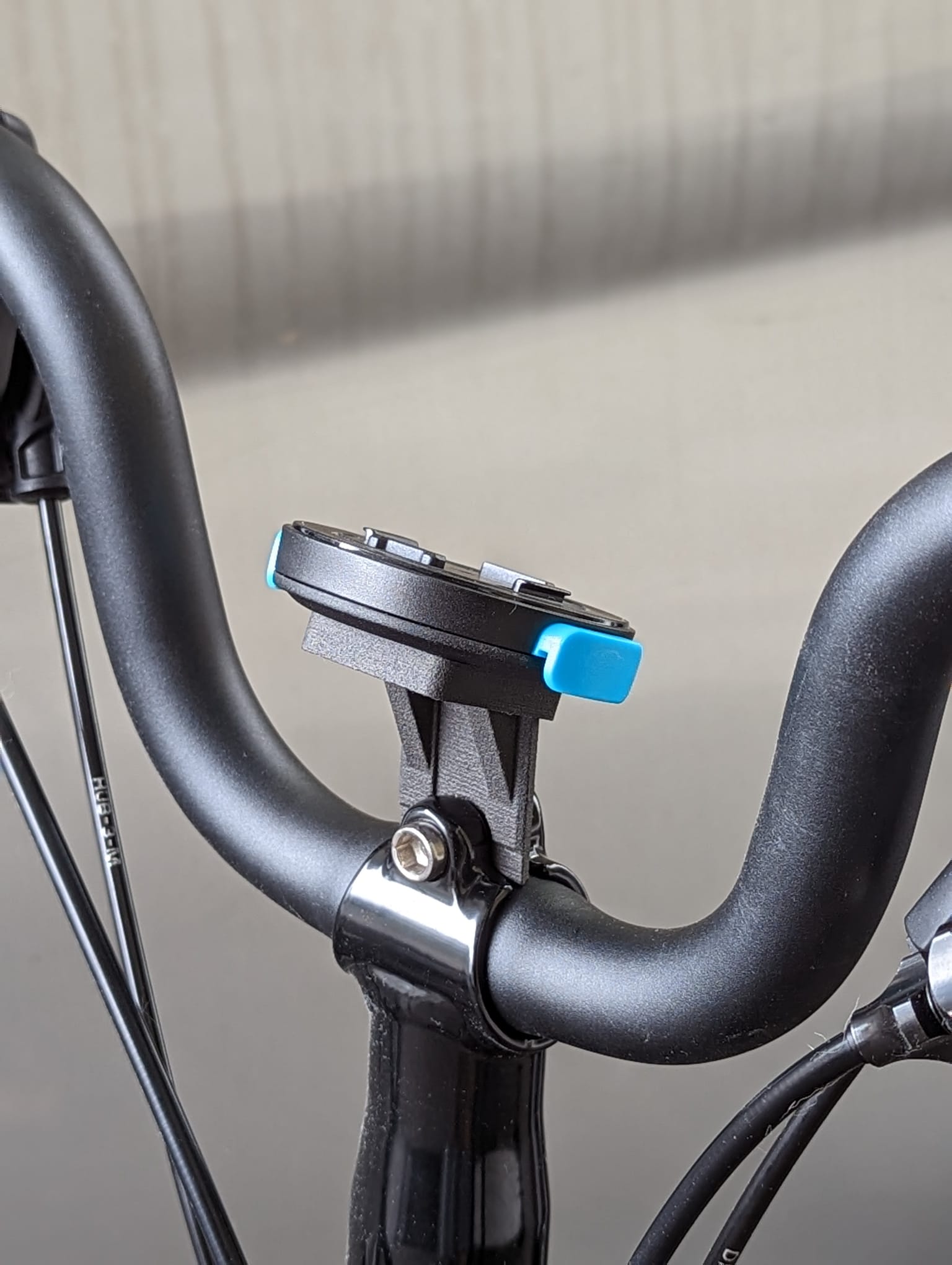 Lock for outlet brompton bike